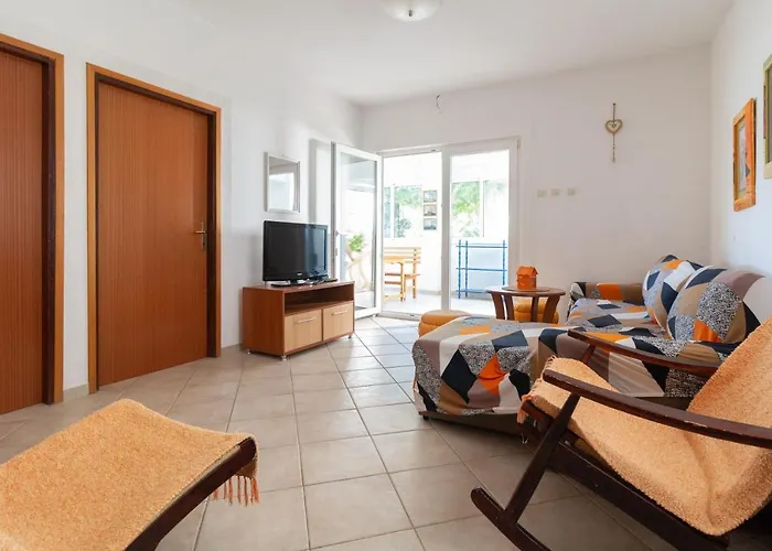 Mara Near The - Ta Leut Agency Privlaka (Zadar)